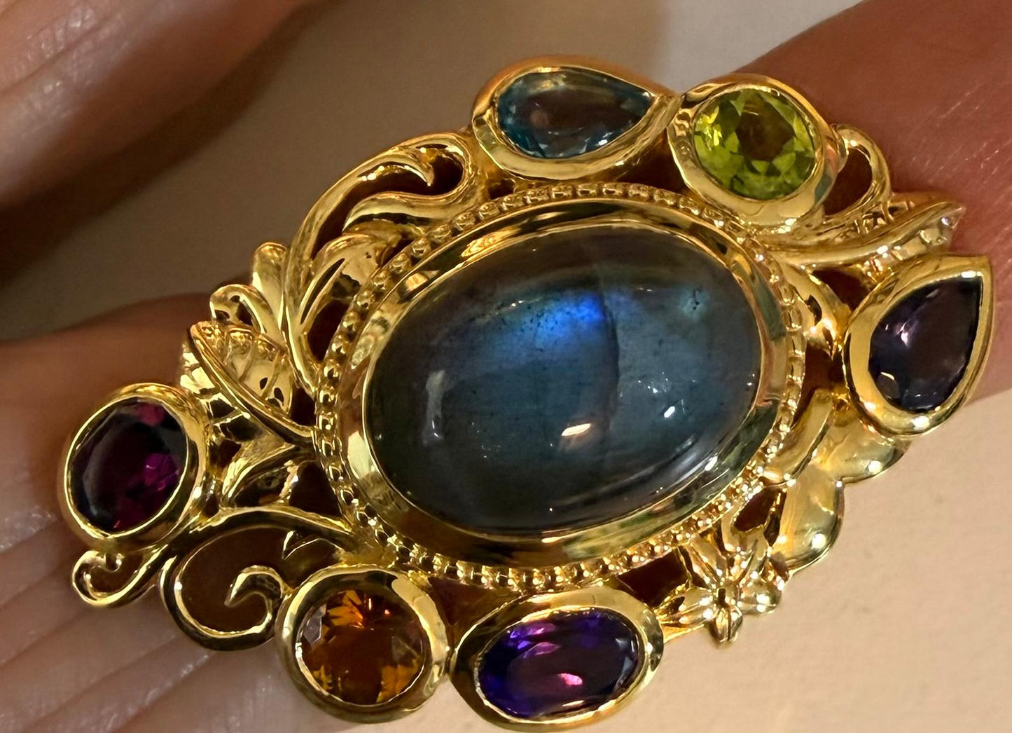 LABRORITE RING