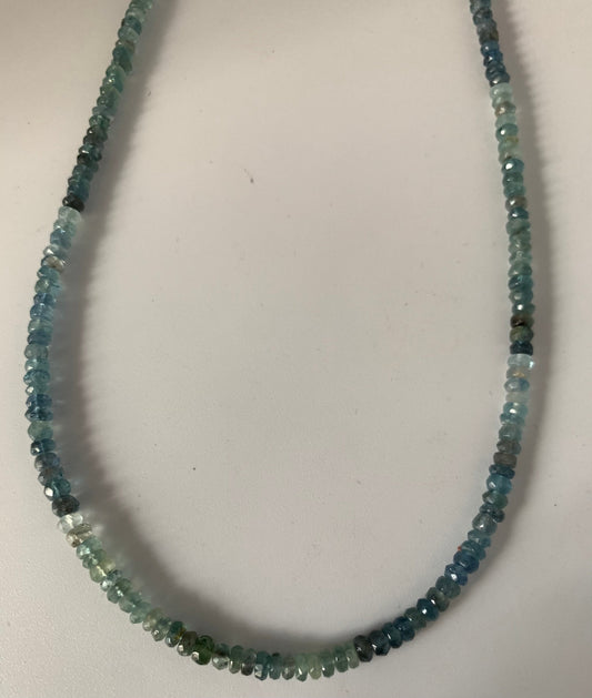 Moss aquamarine beaded necklace