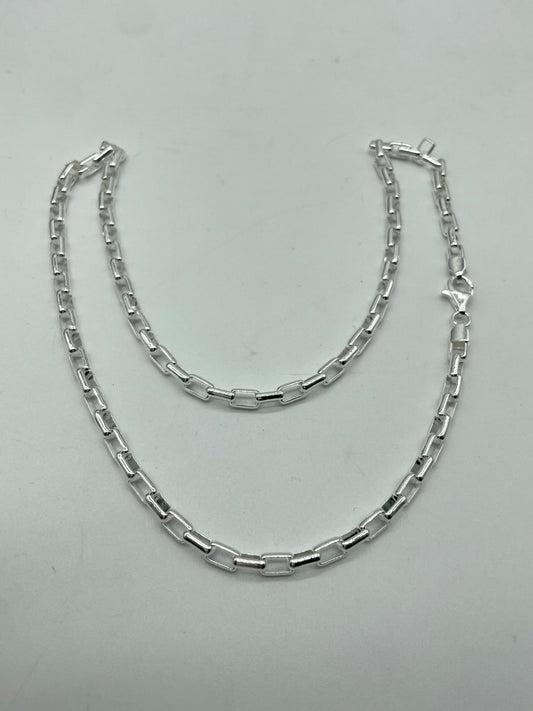 Silver chain 21